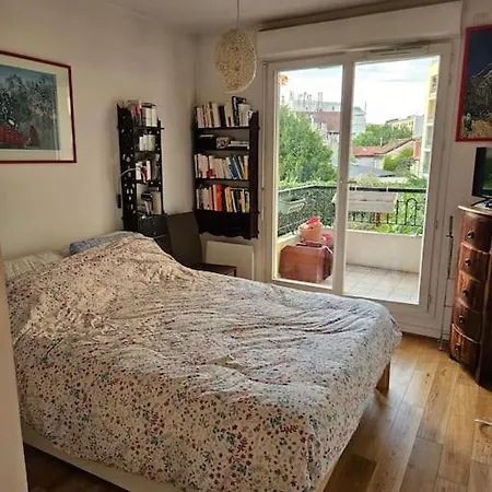 - 2p Avec Balcon Appartement