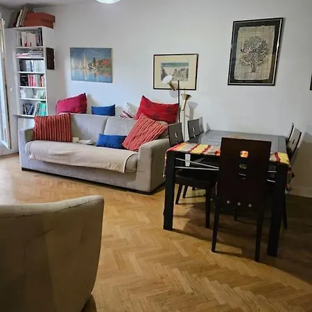 - 2p Avec Balcon Appartement Issy-les-Moulineaux